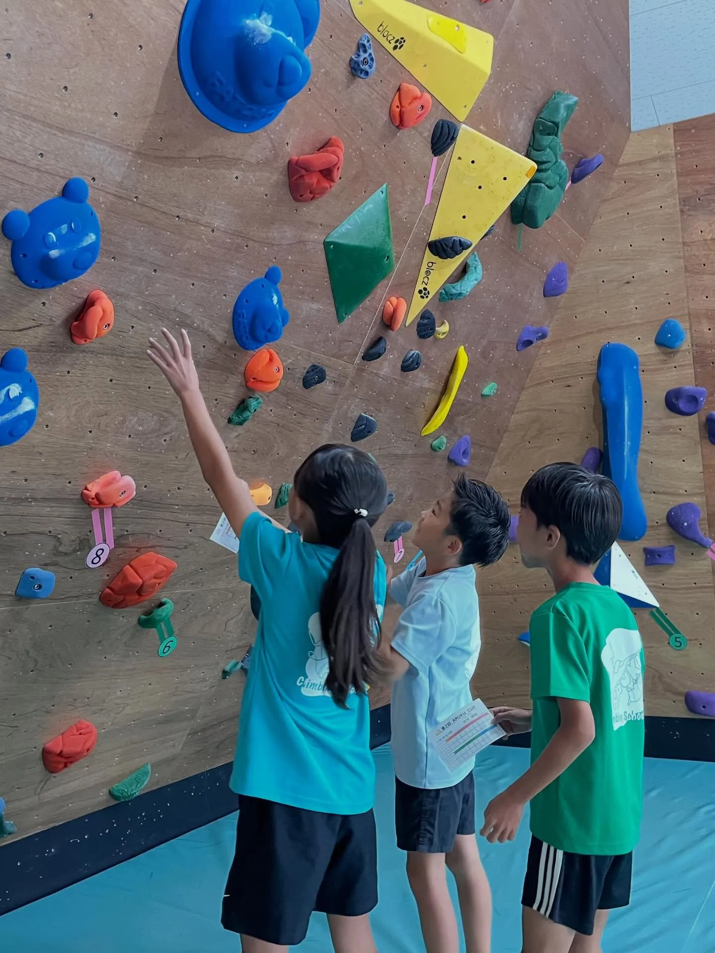 都城市・三股町で習い事をするならボルダリング‼️5歳~中学生...